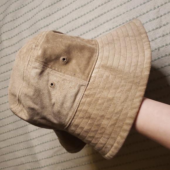 Gender neutral faux suede bucket hat small - Picture 3 of 4